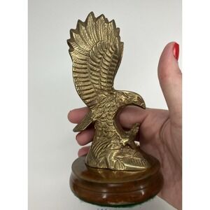 Vtg Solid Brass American Eagle Paperweight Statue Sculpture / Wood Base Heritage